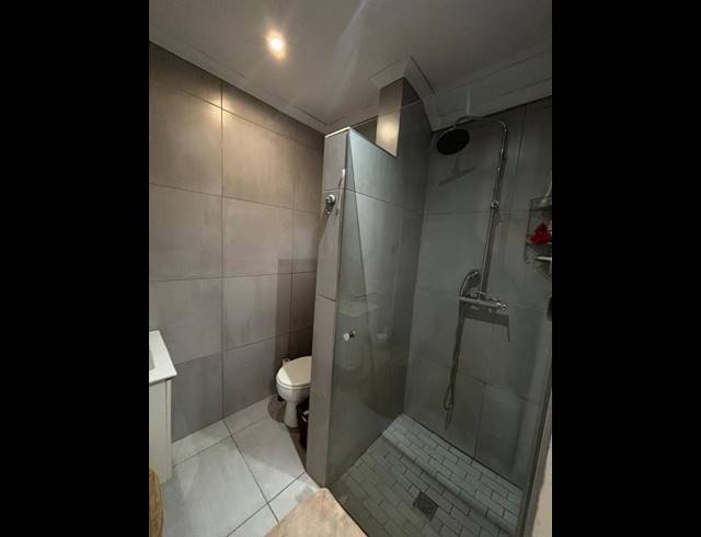 3 BEDROOM PROPERTY TO RENT IN HIGHWAY GARDENS